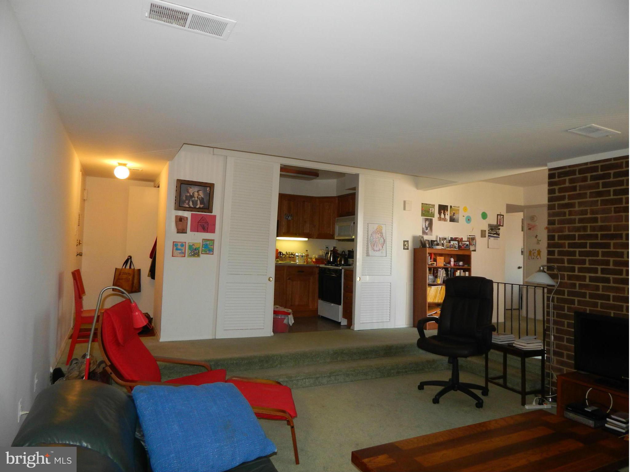 2105 Walsh View Terrace, Unit 15102 Silver Spring, MD 20902 - Photo 5 of 30 Family Room