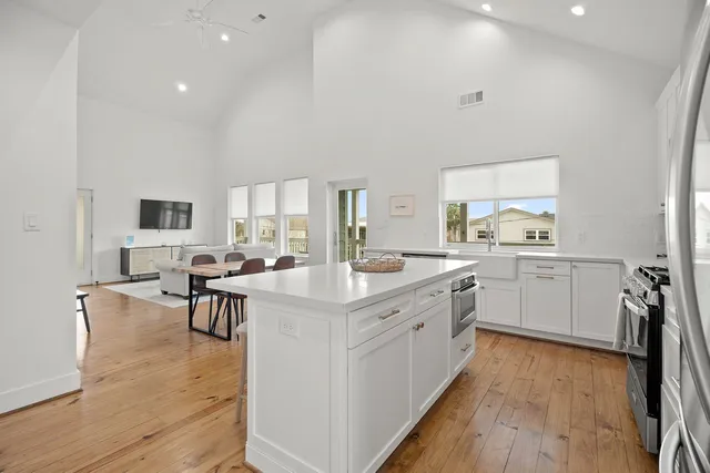 $3,000 | 16713 Moby Dick, Jamaica Beach, TX 77554