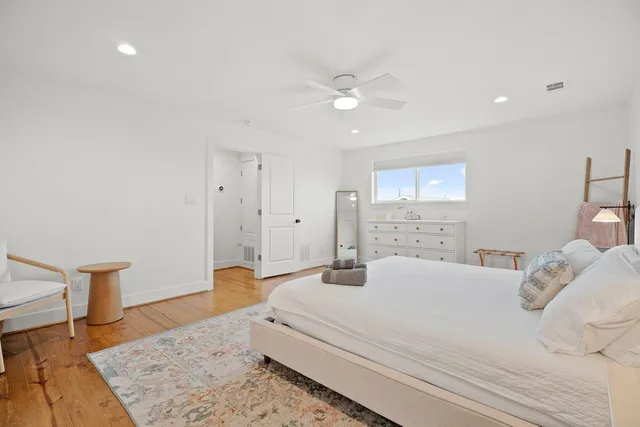 $3,000 | 16713 Moby Dick, Jamaica Beach, TX 77554