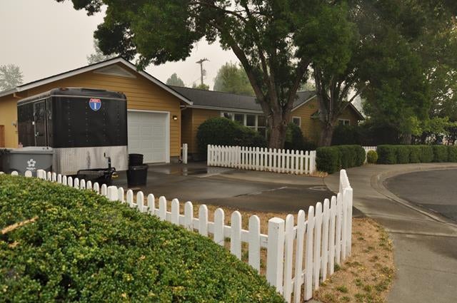 723 Southwest Larch Road Grants Pass, OR 97526 - Photo 4 of 29 DSC_8564