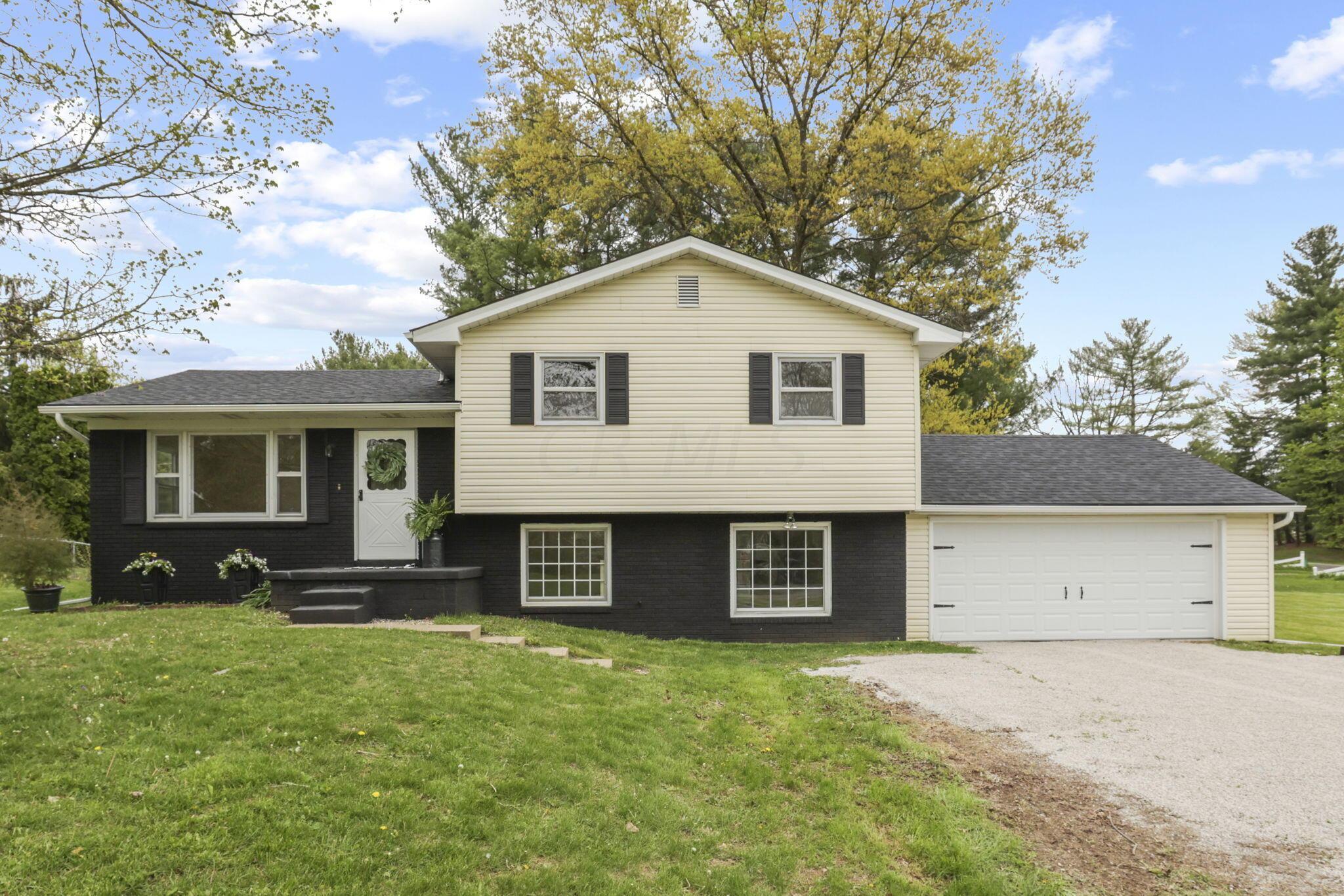 3810 Brook Road Northwest Lancaster, OH 43130 - Photo 1 of 54 4-web-or-mls-0V3A8841 - Copy