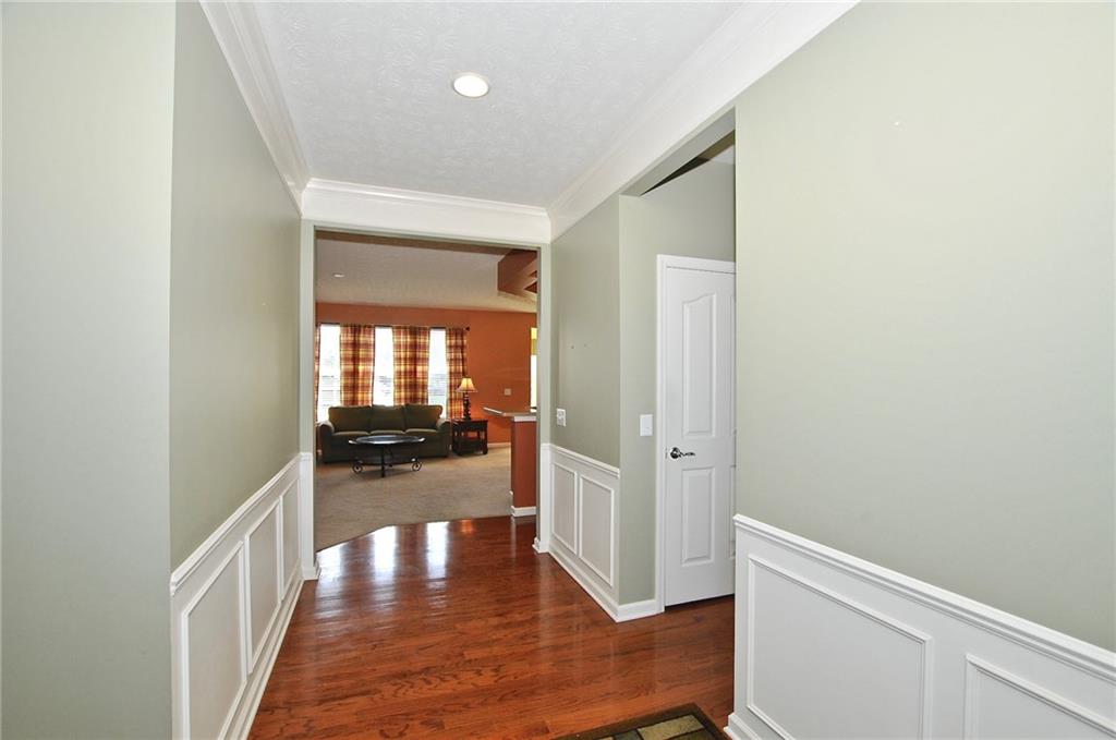 13997 London Road Fishers, IN 46037 - Photo 3 of 30 Gallery Image 3