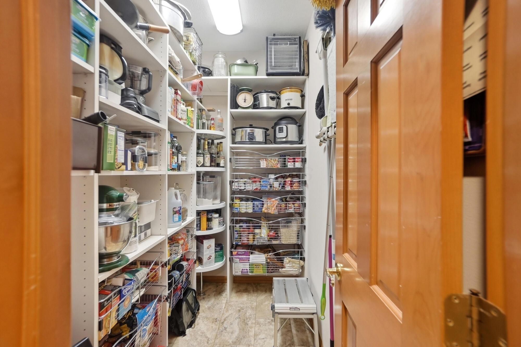 3102 Clark-Shaw Road Powell, OH 43065 - Photo 47 of 104 pantry