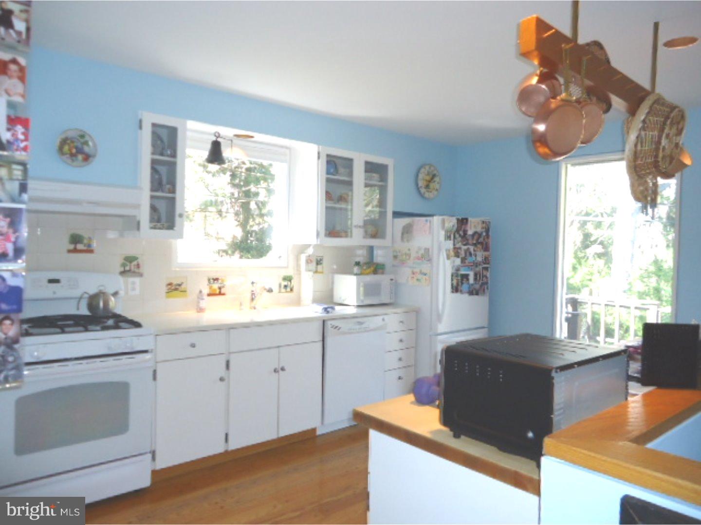 23 Edgemoor Road Cheltenham, PA 19012 - Photo 10 of 22 Kitchen