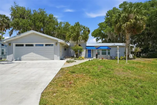 $369,000 | 119 Lake Shore Circle, Leesburg, FL 34788