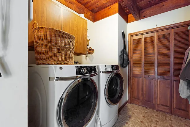 $875,000 | 691 Middle Road, Dresden, ME 04342