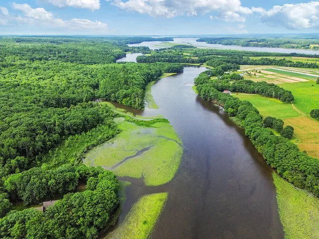 $875,000 | 691 Middle Road, Dresden, ME 04342