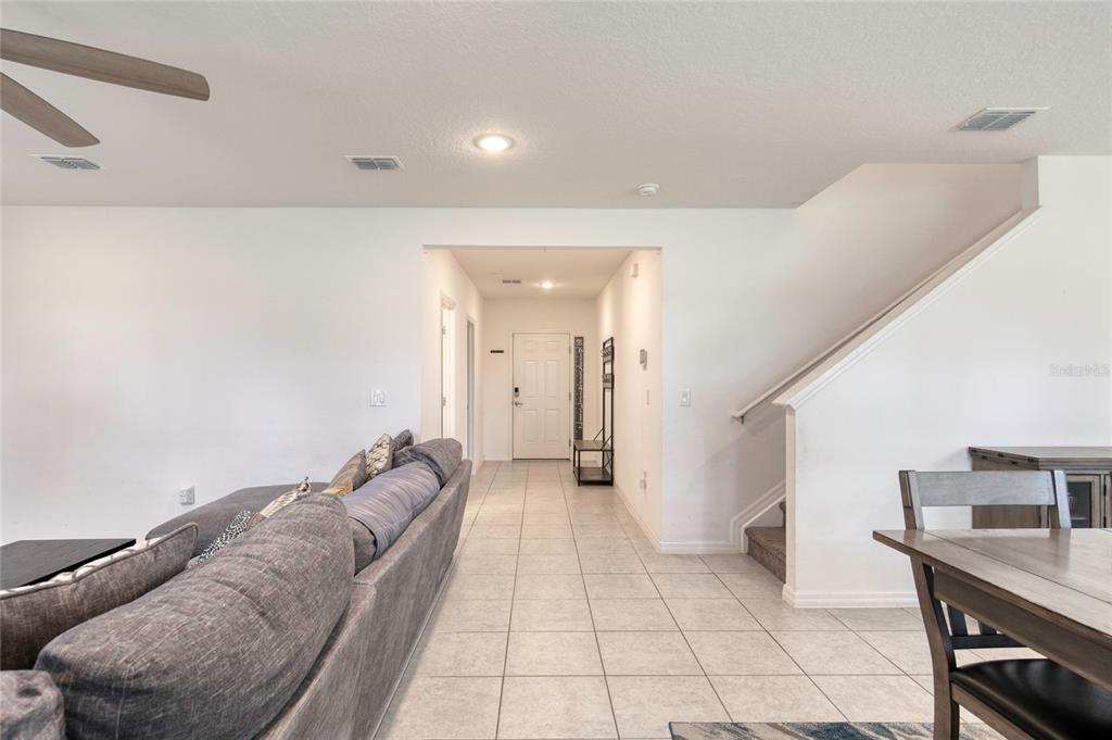 276 Farmbrook Road Port Orange, FL 32127 - Photo 14 of 62 a living room with furniture