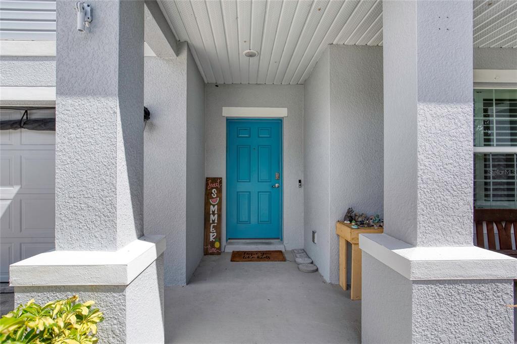 276 Farmbrook Road Port Orange, FL 32127 - Photo 4 of 62 a bathroom with a sink and a shower