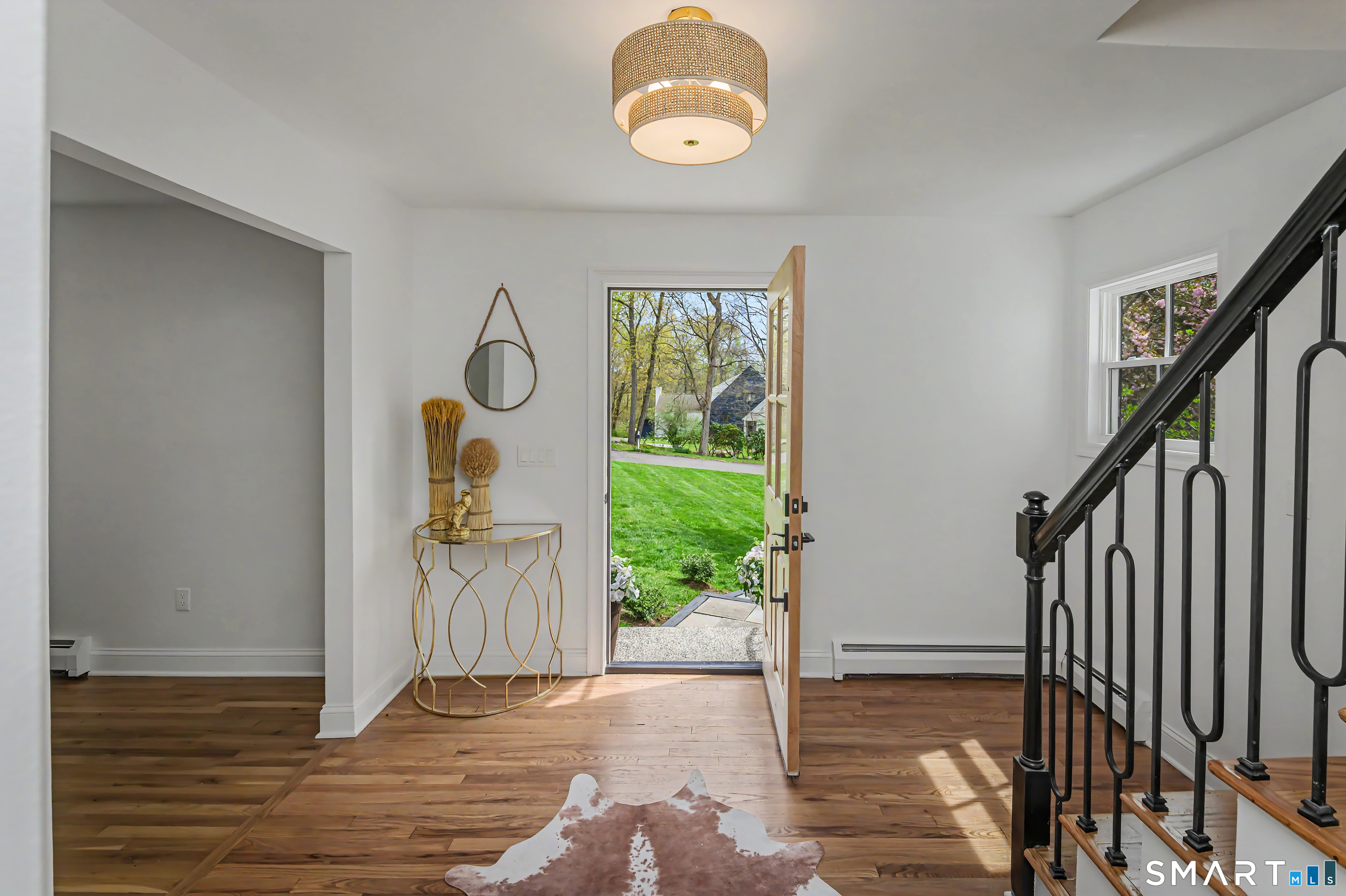 131 Fieldcrest Drive Ridgefield, CT 06877 - Photo 2 of 38