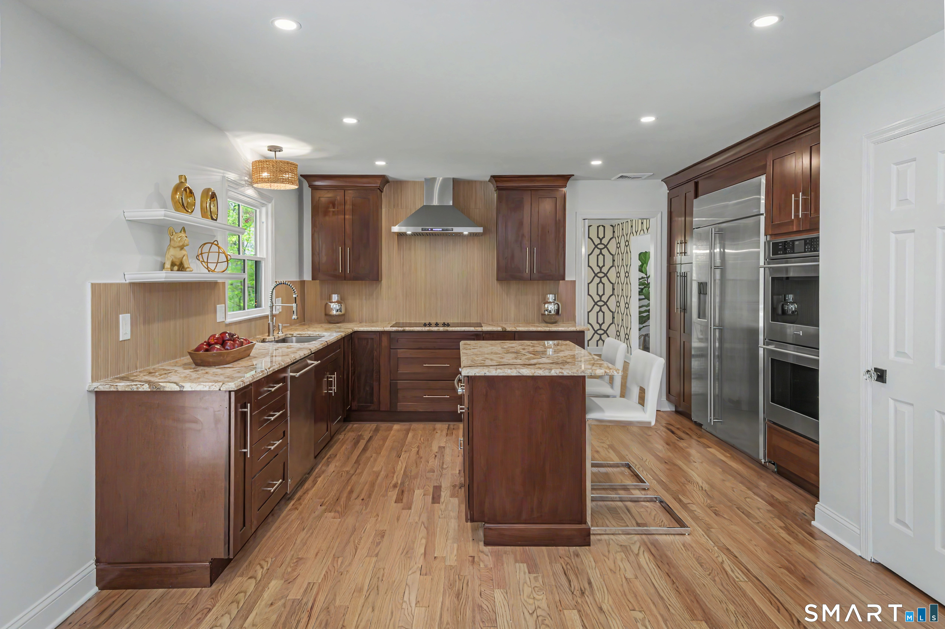 131 Fieldcrest Drive Ridgefield, CT 06877 - Photo 9 of 38