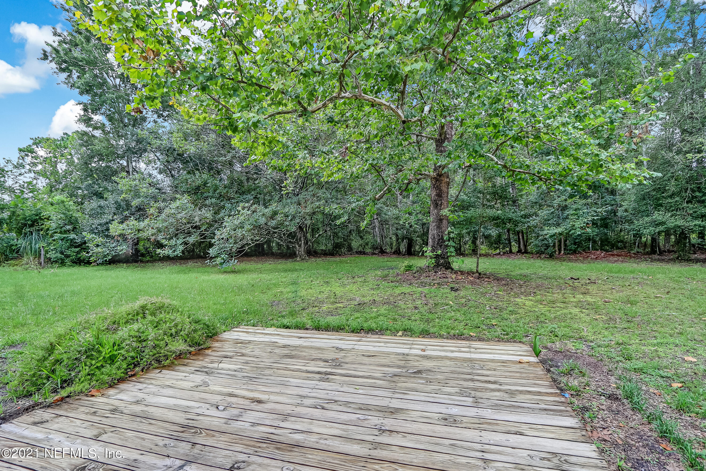 1416 Fred Gray Road Jacksonville, FL 32218 - Photo 10 of 34 a view of a backyard