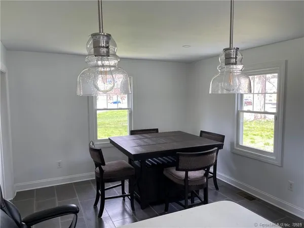 $3,200 | 36 Washington Avenue, Woodbury, CT 06798