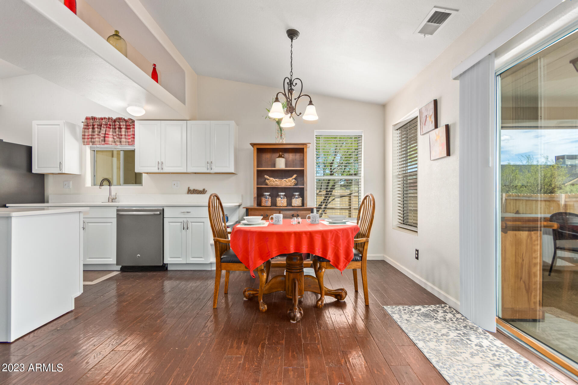 17902 East Trails End Road Spring Valley, AZ 86333 - Photo 11 of 37 Dining Room