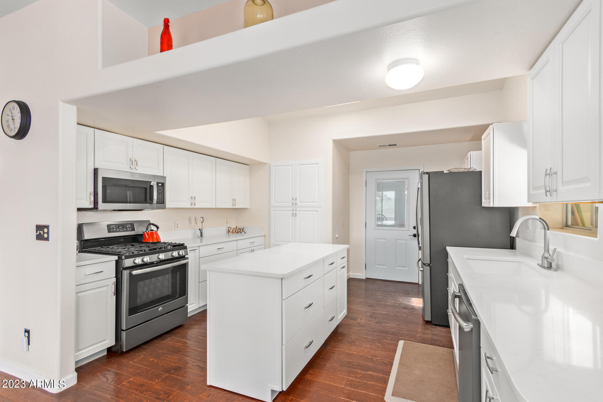 17902 East Trails End Road Spring Valley, AZ 86333 - Photo 13 of 37 Kitchen