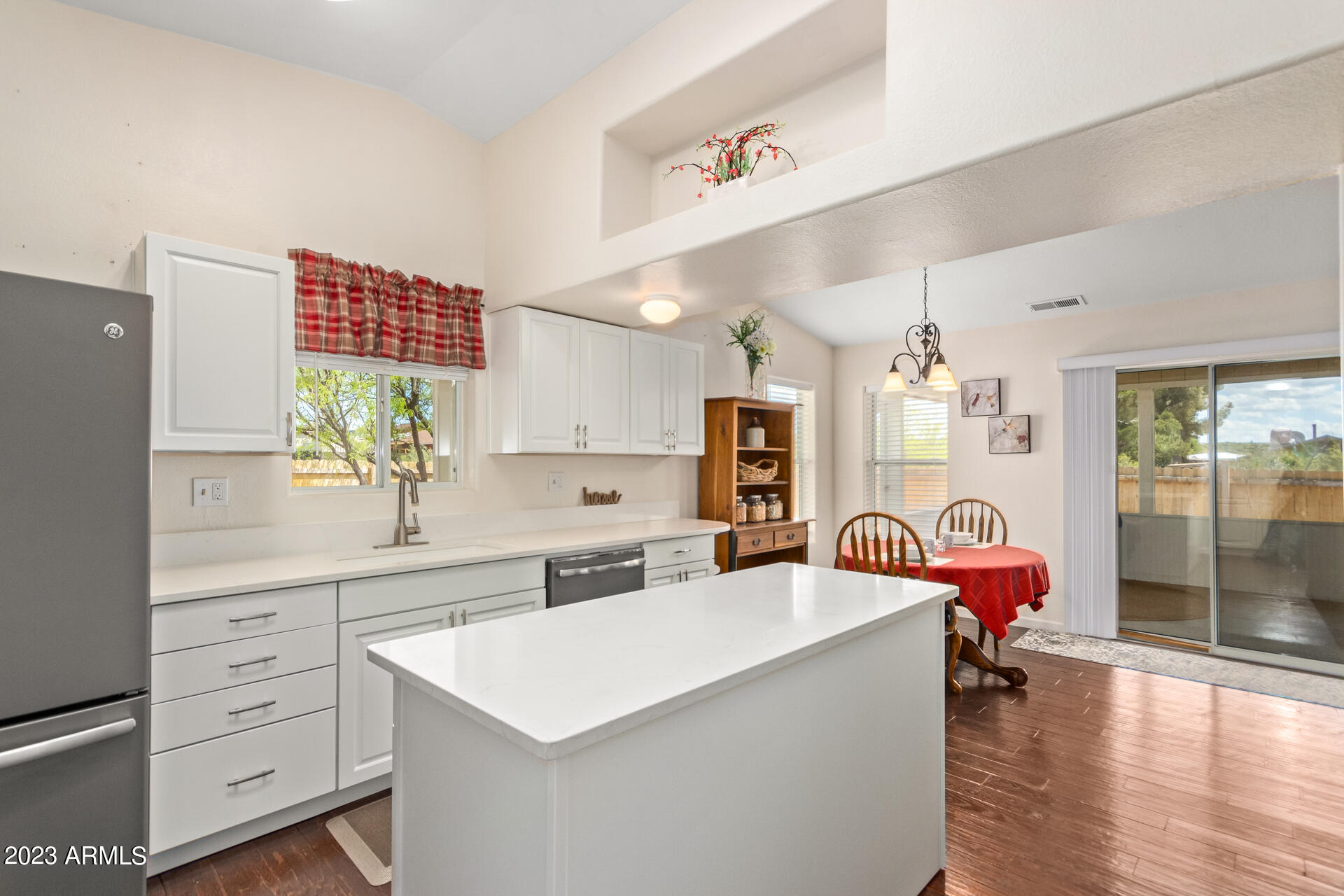 17902 East Trails End Road Spring Valley, AZ 86333 - Photo 16 of 37 Kitchen