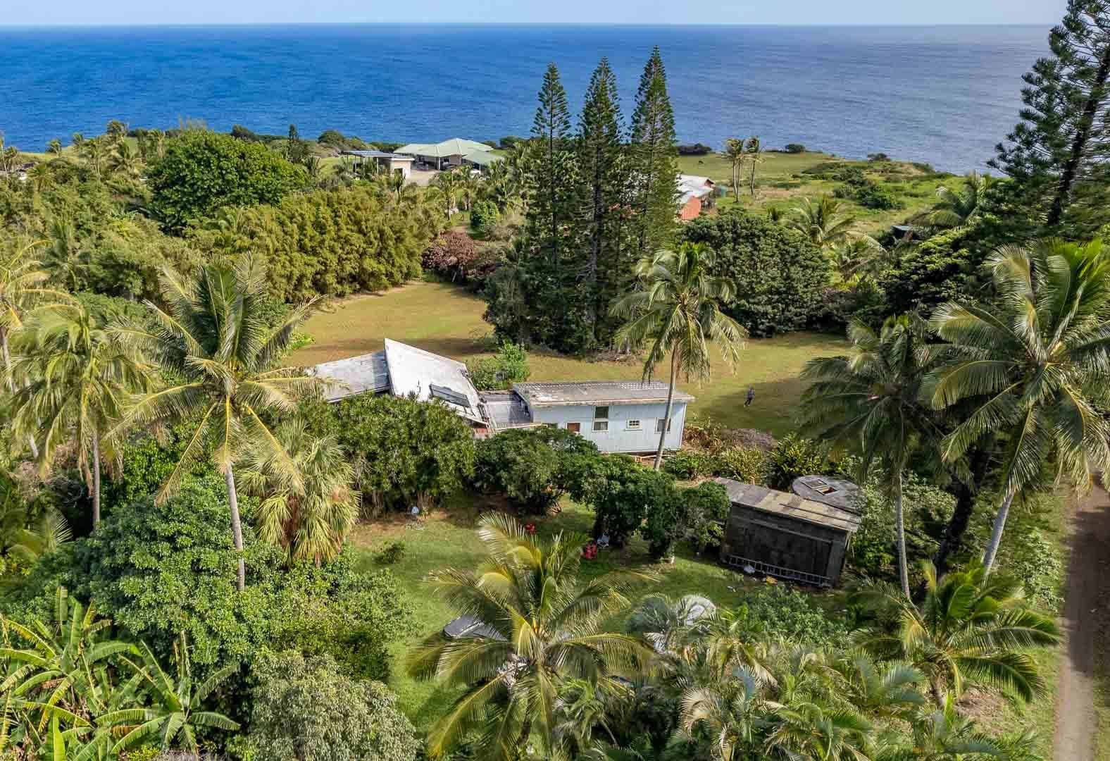 210 Door Of Faith Road Haiku, HI 96708 - Photo 2 of 46