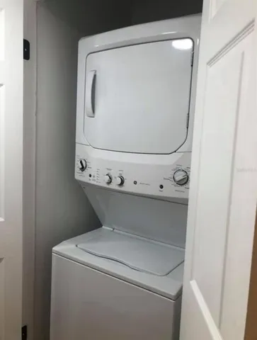 a close up view of washer and dryer