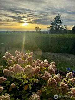 $895,000 | 6809 Southwest Maury Park Road, Vashon, WA 98070