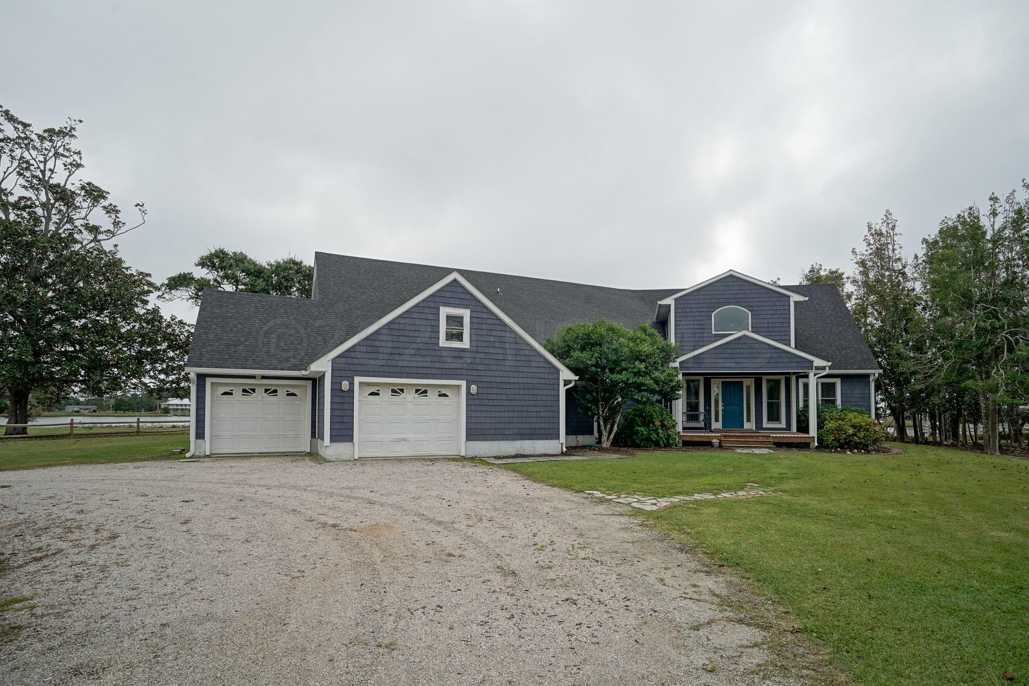 270 Landing Road Beaufort, NC 28516 - Photo 7 of 39 Additional street view