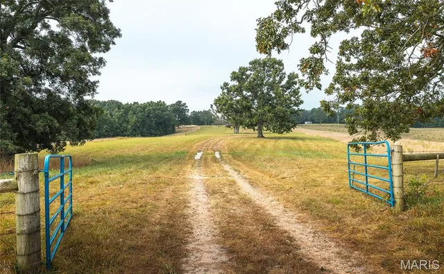 $1,483,200 | 10090 Highway Tt Falcon Mo 65470, Falcon, MO 65470