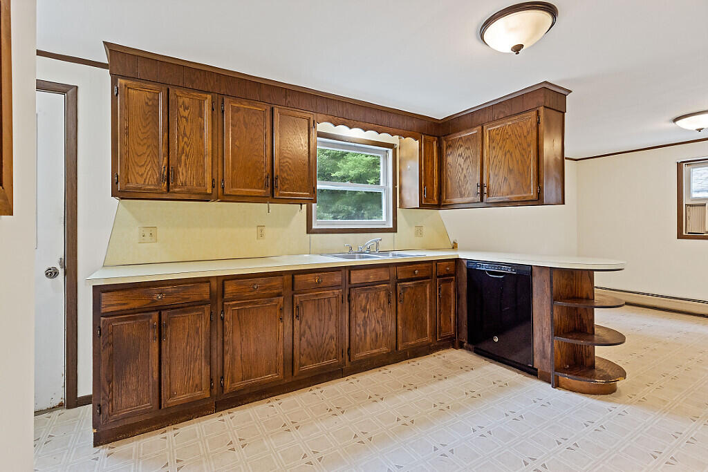 329 Reed Road Windsor, ME 04363 - Photo 14 of 67 45_BP5A0273_DxO_mls