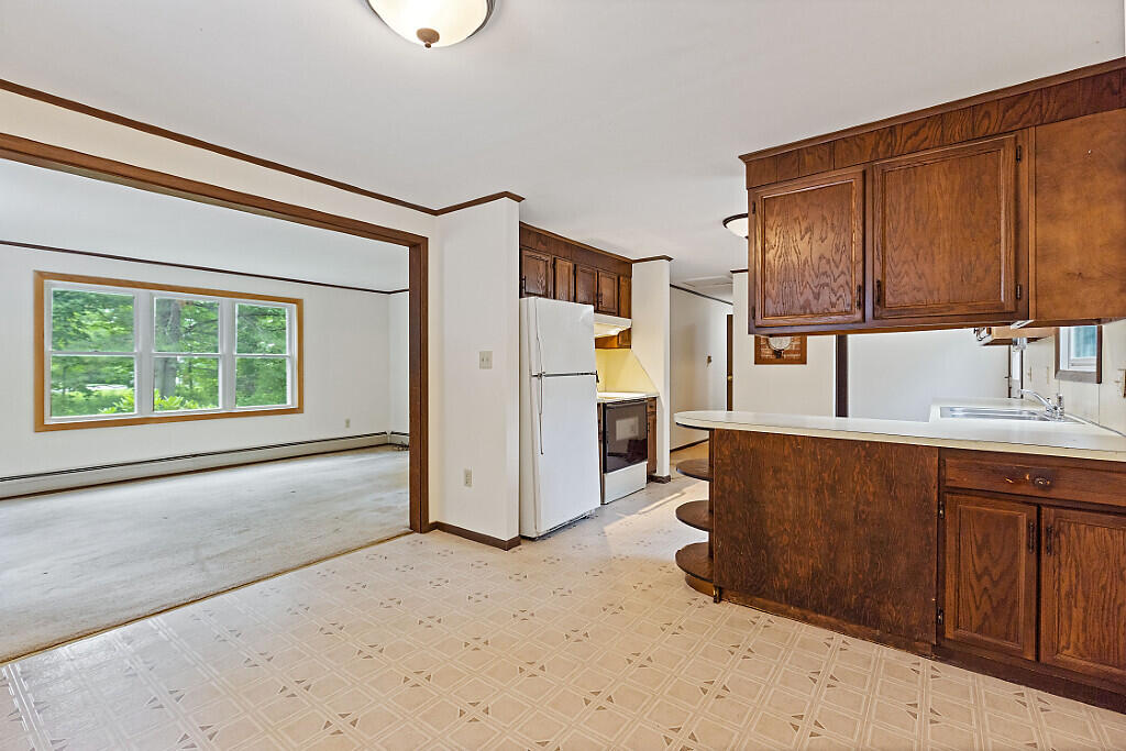 329 Reed Road Windsor, ME 04363 - Photo 15 of 67 42_BP5A0264_DxO_mls