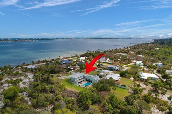 a view of outdoor space and city