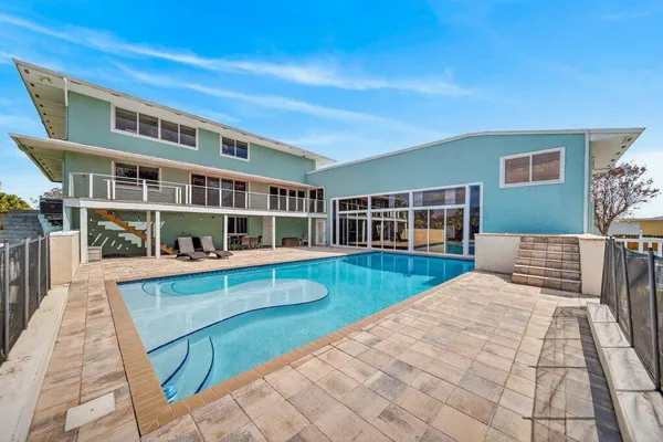 $1,295,000 | 3712 Mockingbird Hill, Jensen Beach, FL 34957