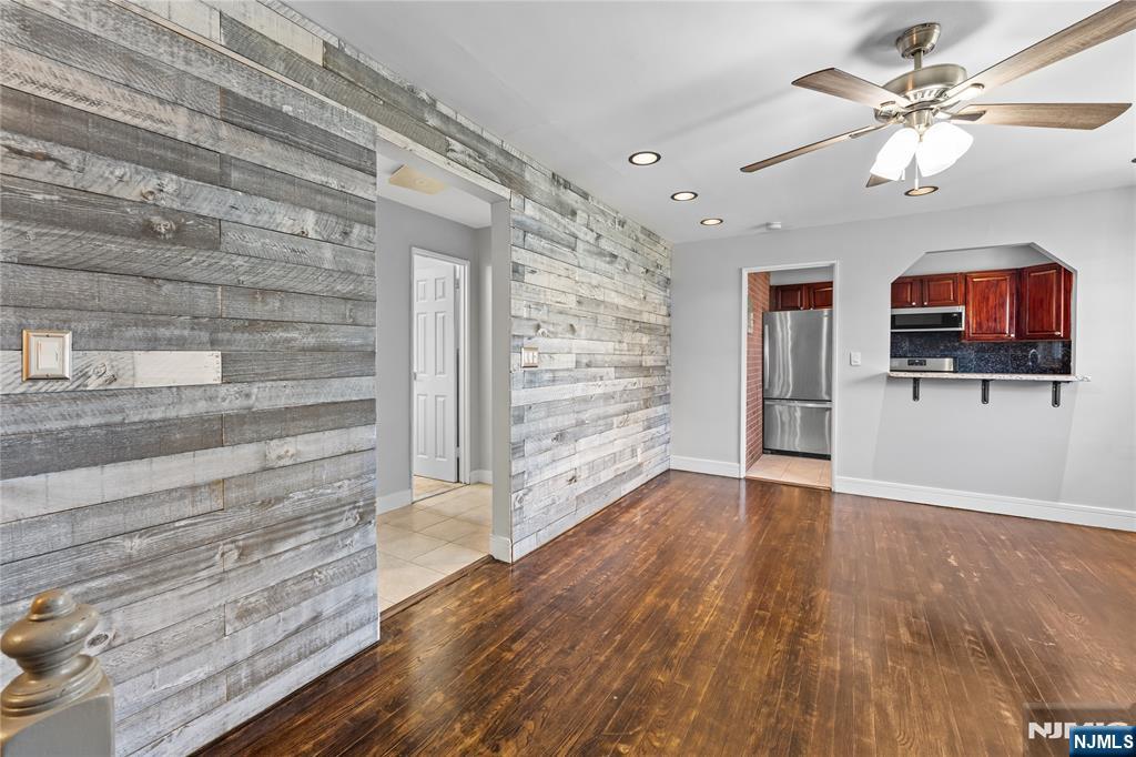 418 Esplanade, Unit 6 Maywood, NJ 07607 - Photo 9 of 22