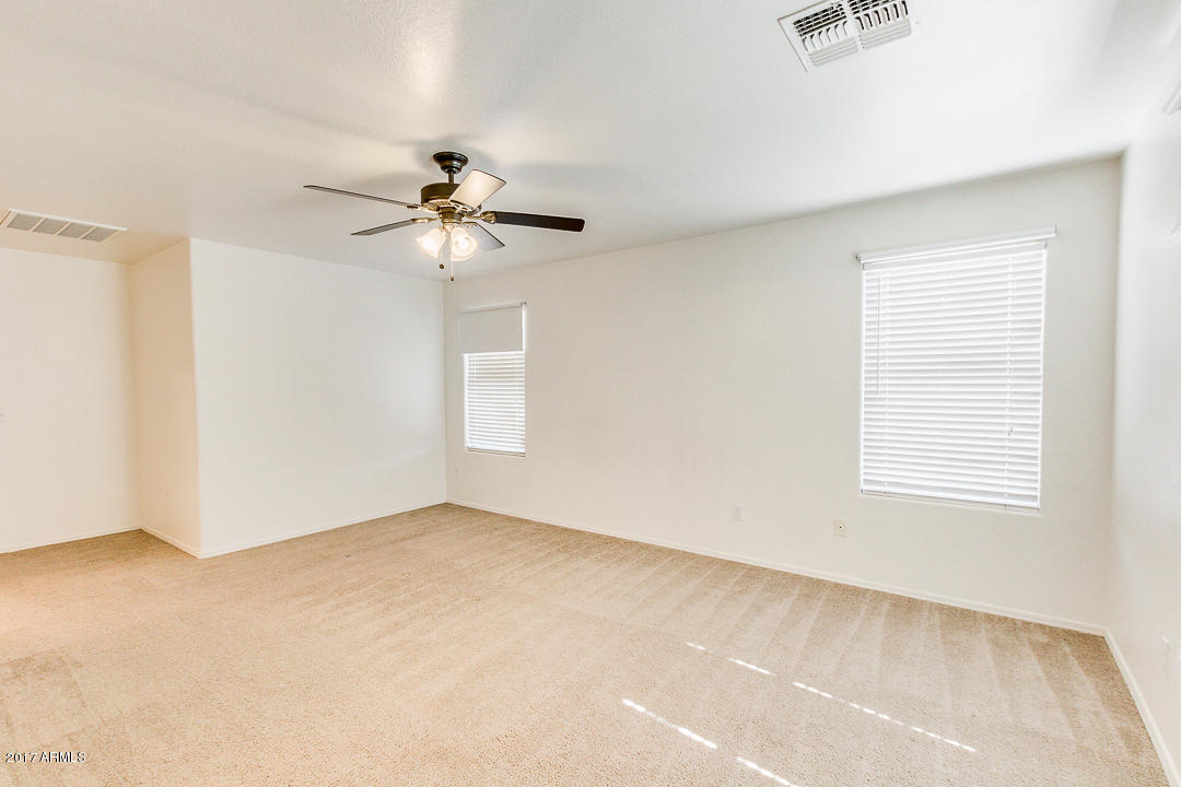 1332 South Loback Lane Gilbert, AZ 85296 - Photo 16 of 31 17-Loback