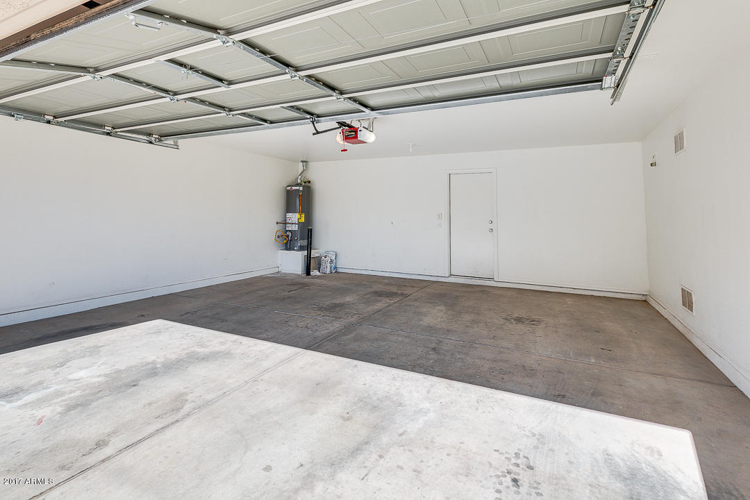 1332 South Loback Lane Gilbert, AZ 85296 - Photo 25 of 31 27-Loback