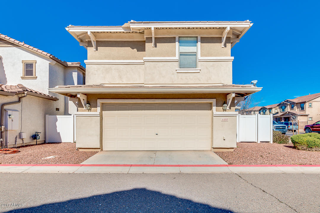1332 South Loback Lane Gilbert, AZ 85296 - Photo 27 of 31 32-Loback