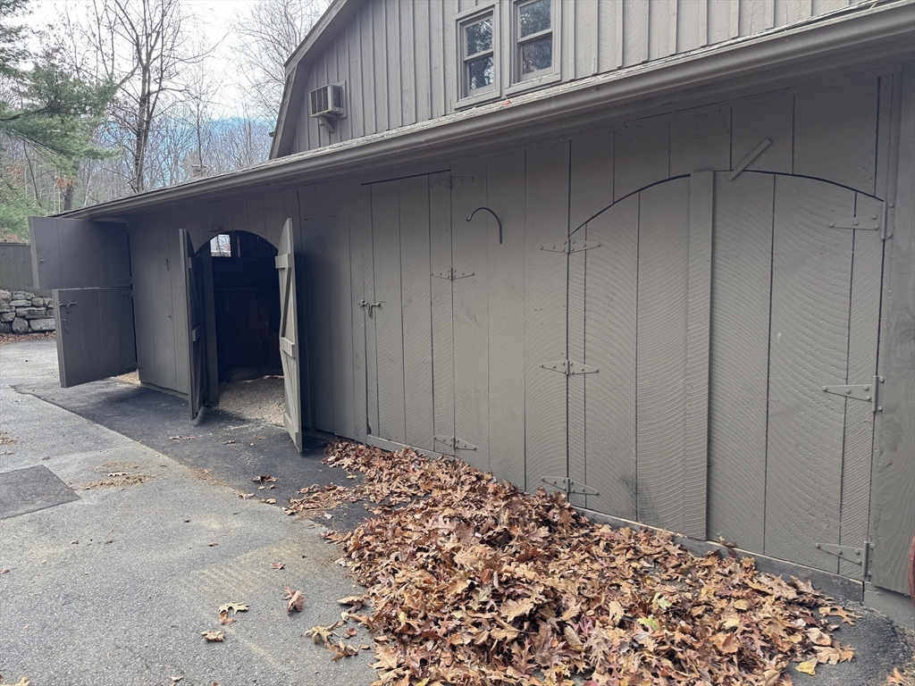 53 Hollow Road Wales, MA 01081 - Photo 36 of 42 Gallery Image 36