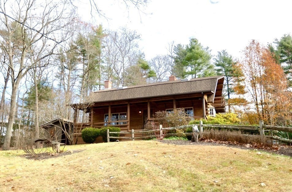 53 Hollow Road Wales, MA 01081 - Photo 5 of 42 Gallery Image 5