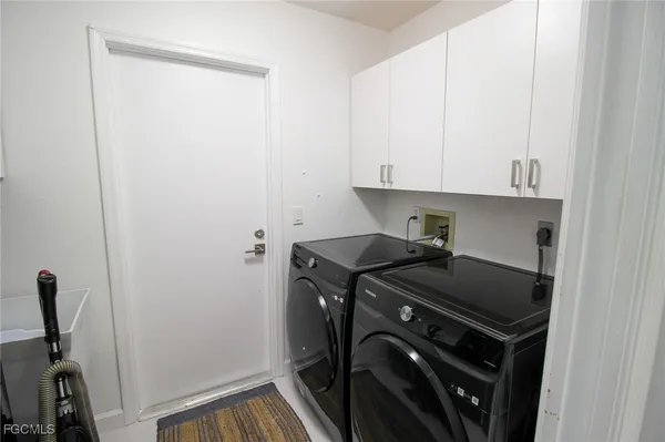 $3,800 | 138 Southeast 20th Street, Cape Coral, FL 33990