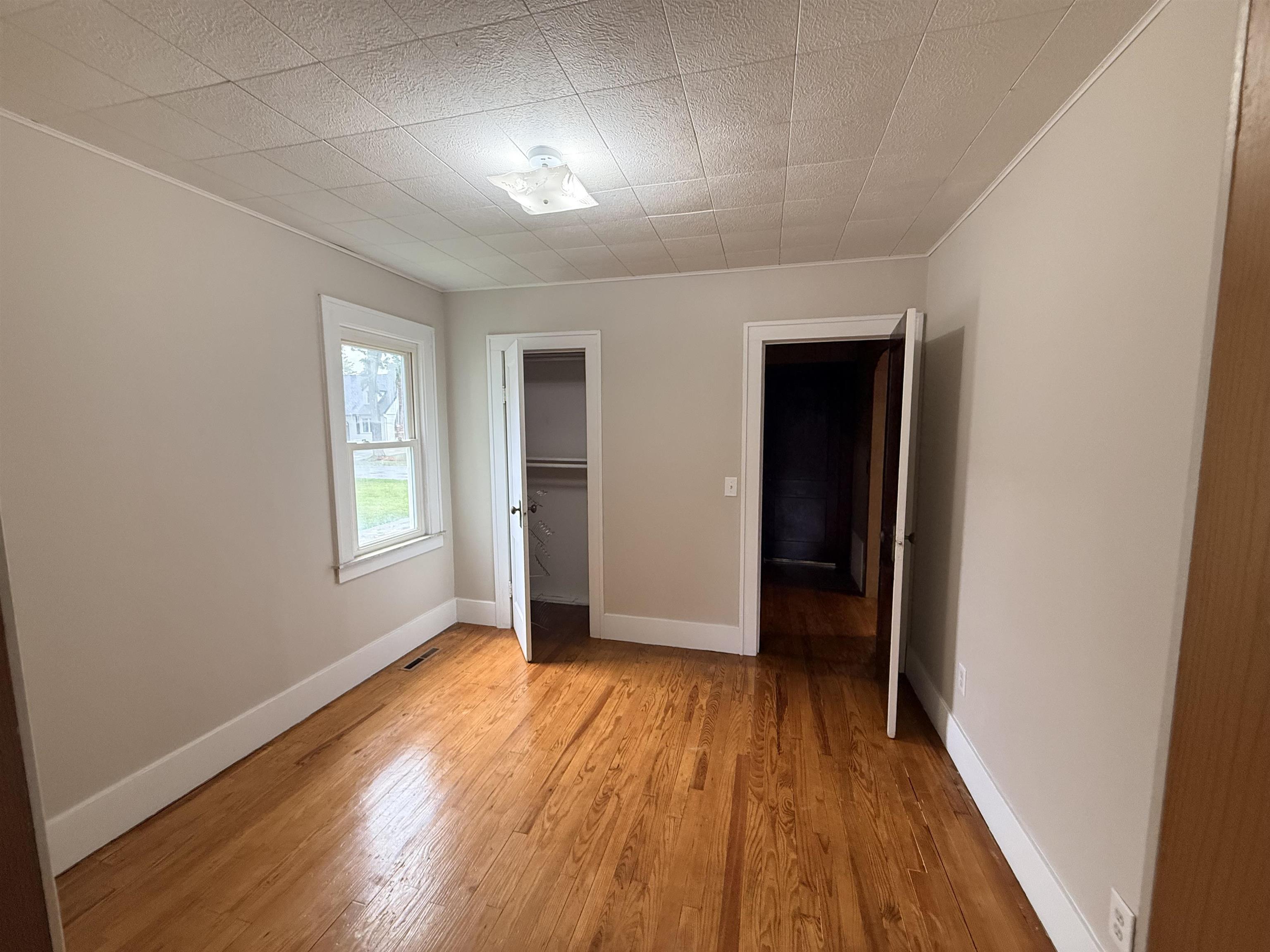 409 Harvard Street Bay City, MI 48708 - Photo 5 of 23