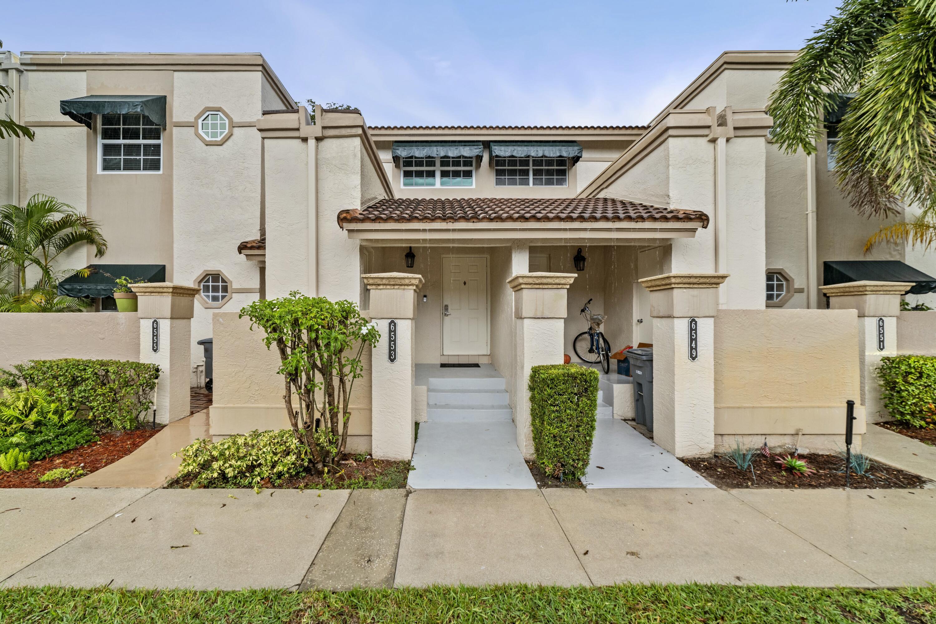 6553 Via Regina Boca Raton, FL 33433 - Photo 2 of 26 tempImagecMwoD8