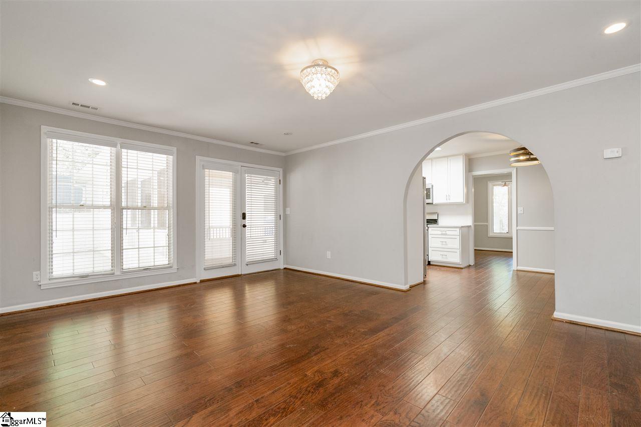 615 Parkins Mill Road Greenville, SC 29607 - Photo 2 of 23