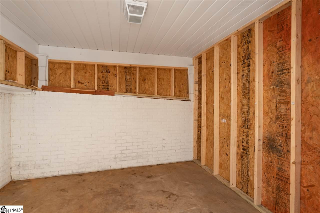 615 Parkins Mill Road Greenville, SC 29607 - Photo 17 of 23