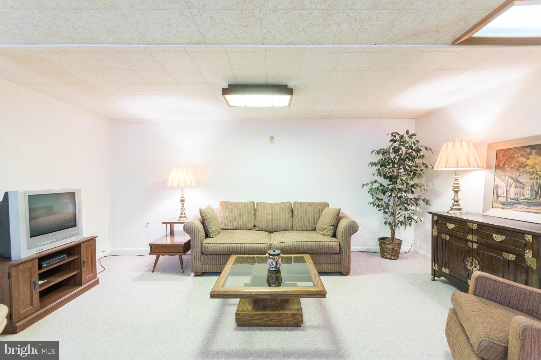 8806 Victoria Road Springfield, VA 22151 - Photo 21 of 27 Basement