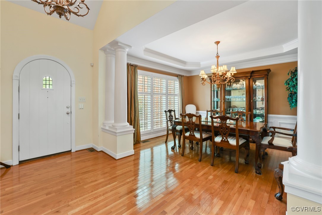 561 Hill Grove Road Manakin-Sabot, VA 23103 - Photo 6 of 34 foyer view columns