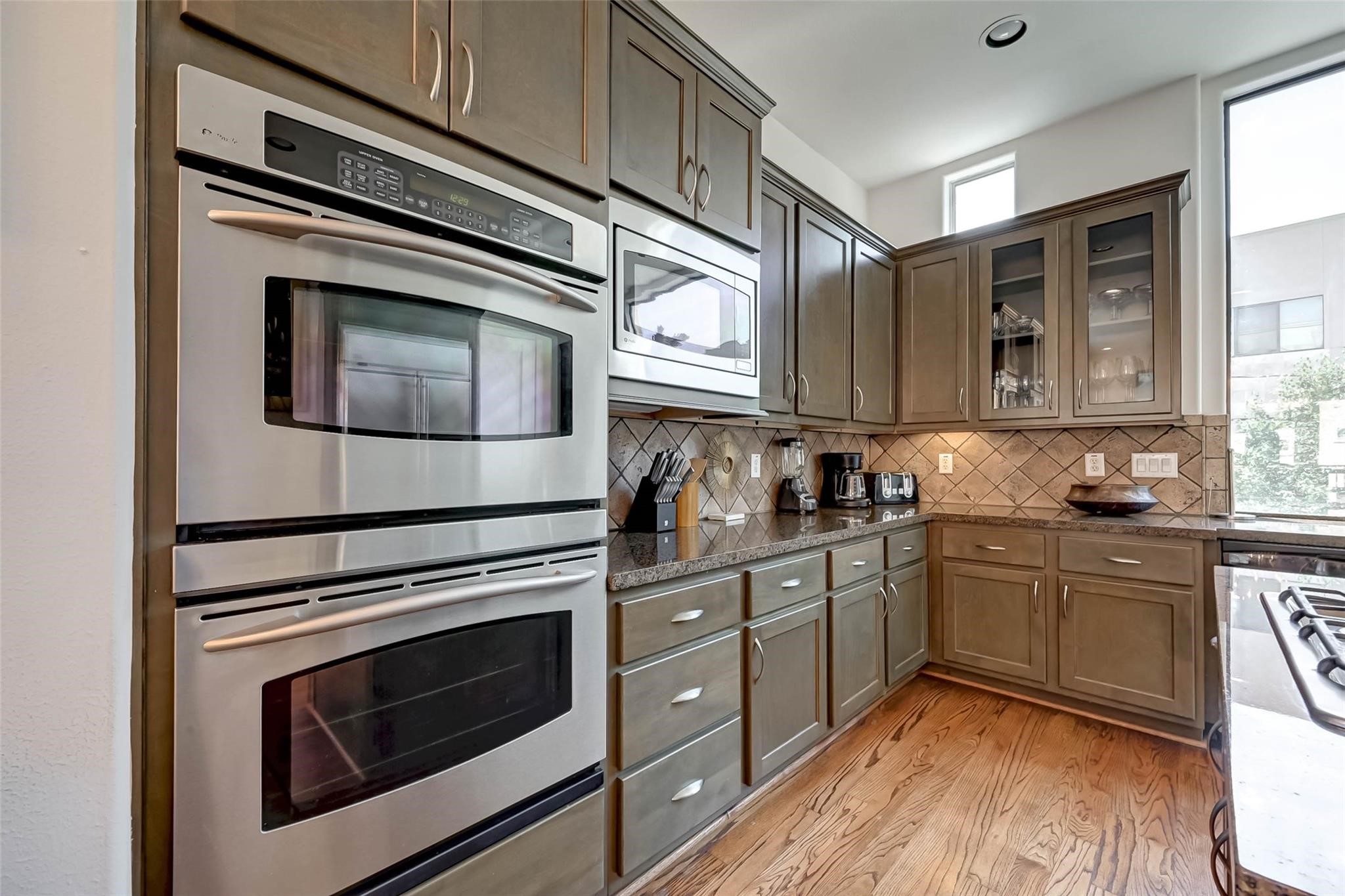 5202 Rose Street, Unit A Houston, TX 77007 - Photo 12 of 43