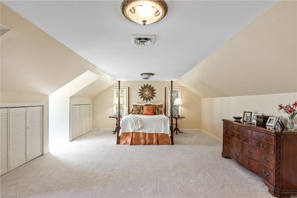 1312 Robinhood Road High Point, NC 27262 - Photo 22 of 34 Gallery Image 22