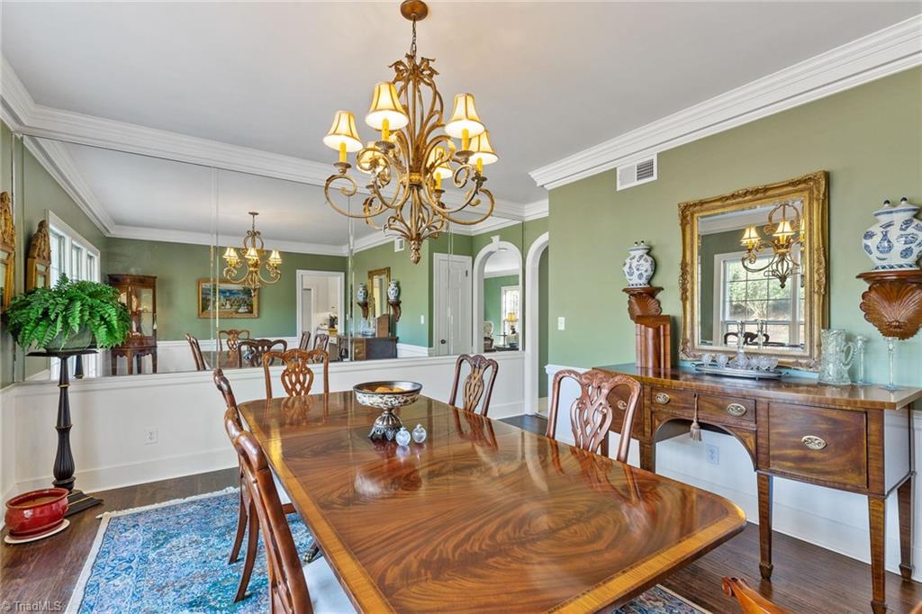 1312 Robinhood Road High Point, NC 27262 - Photo 10 of 34 Gallery Image 10