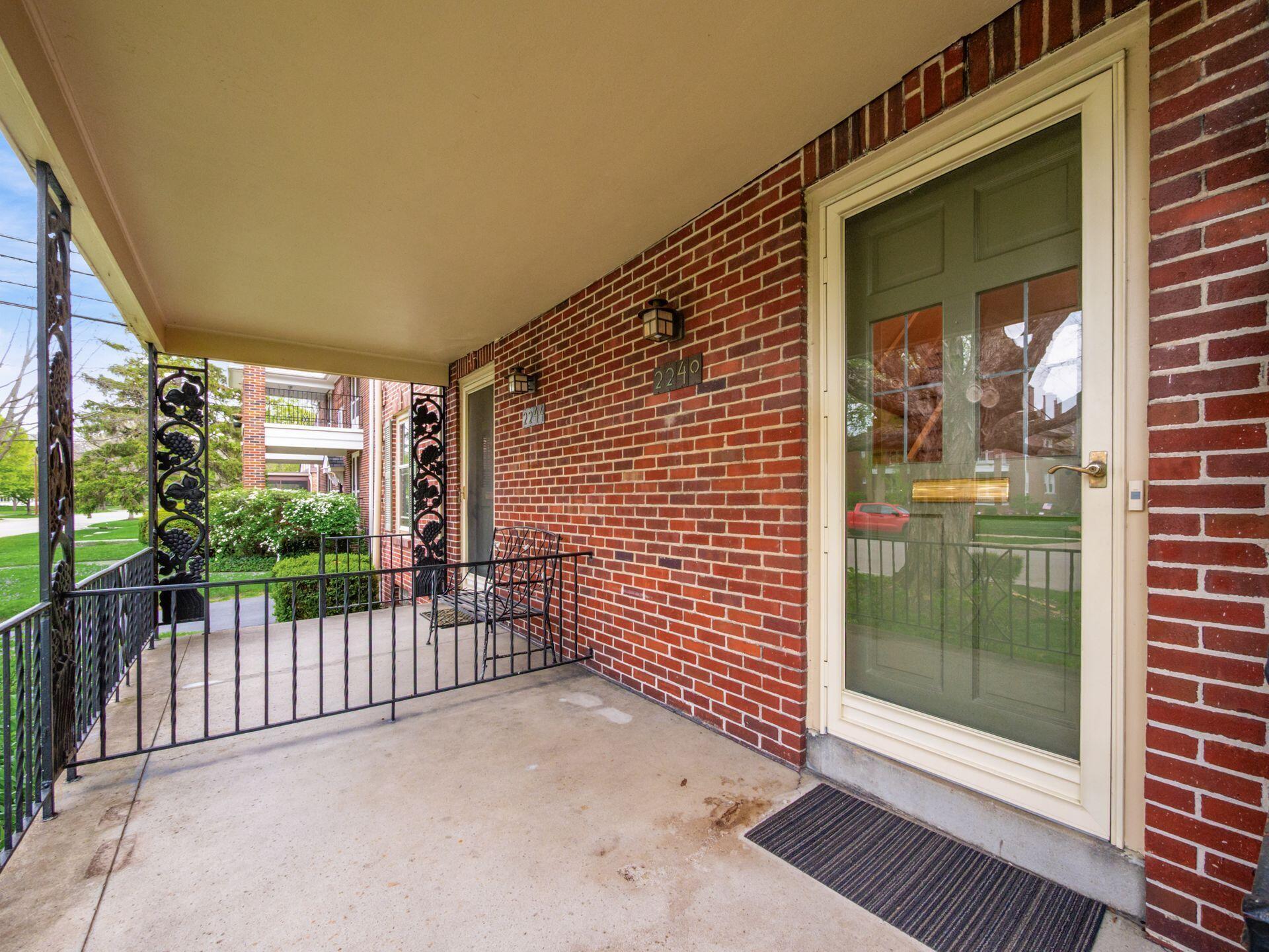 2240 Coventry Road Upper Arlington, OH 43221 - Photo 4 of 29 007_er Arlington OH 43221 USA