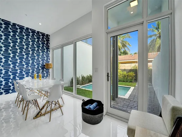 $7,700 | 1222 Northeast 15th Avenue, Fort Lauderdale, FL 33304