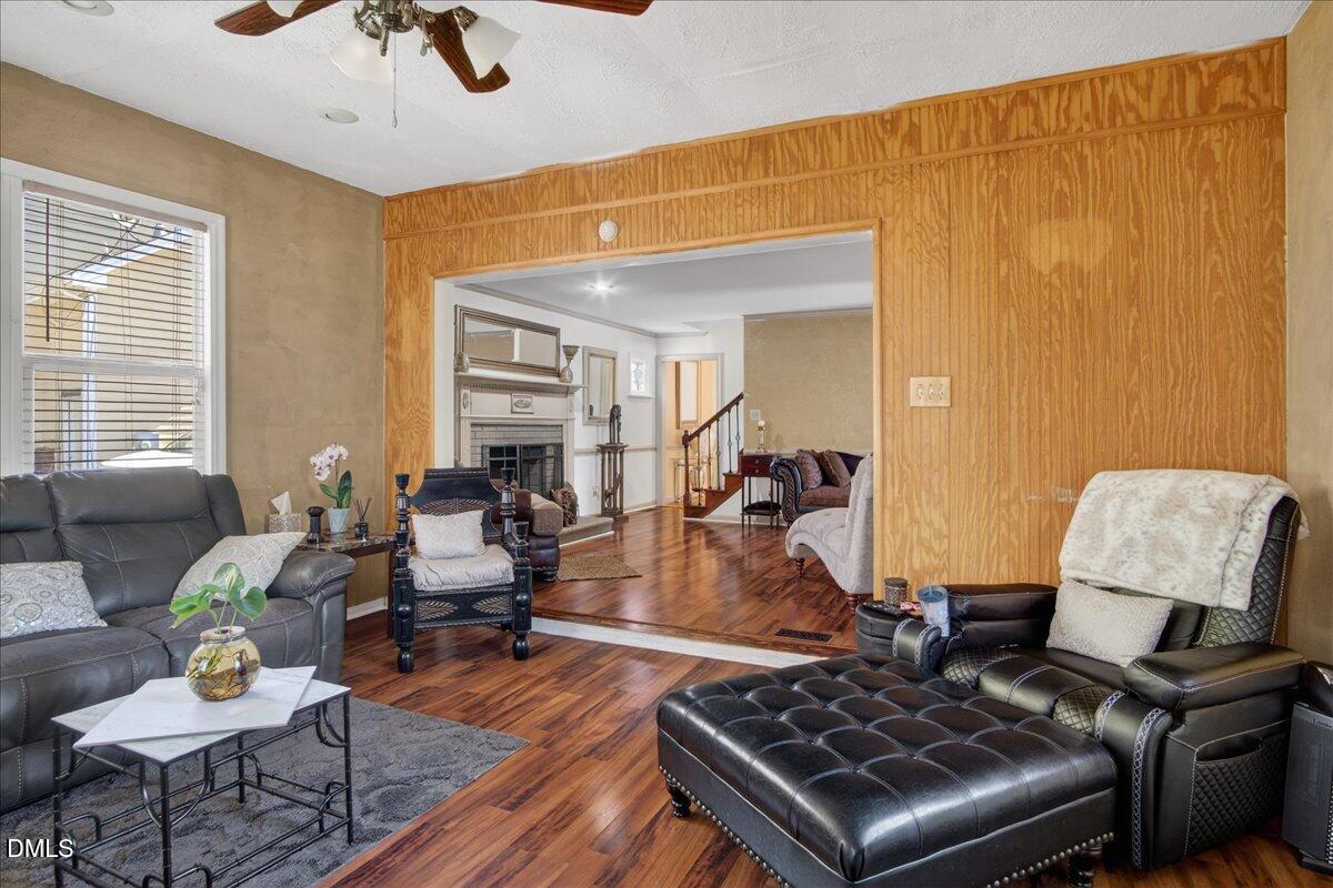 3013 Chippendale Road Raleigh, NC 27604 - Photo 7 of 34 04-DSC8403