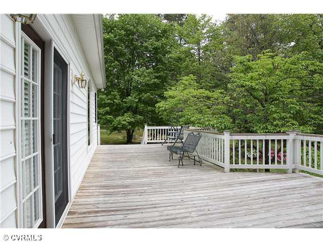 248 Bible Way Road Crewe, VA 23930 - Photo 3 of 12 Patio/Deck