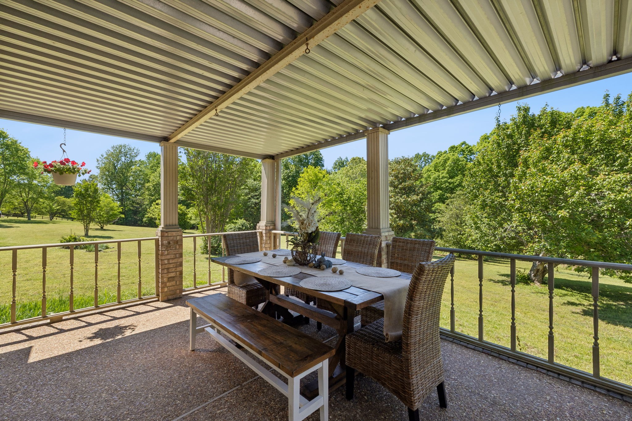 649 Attaway Road Clarksville, TN 37040 - Photo 6 of 52